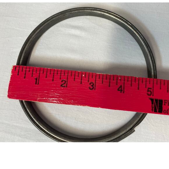 Vintage Metal Spring Tension Cork Lined Embroidery Hoop 5 Inch Crafting Sewing - Picture 10 of 11